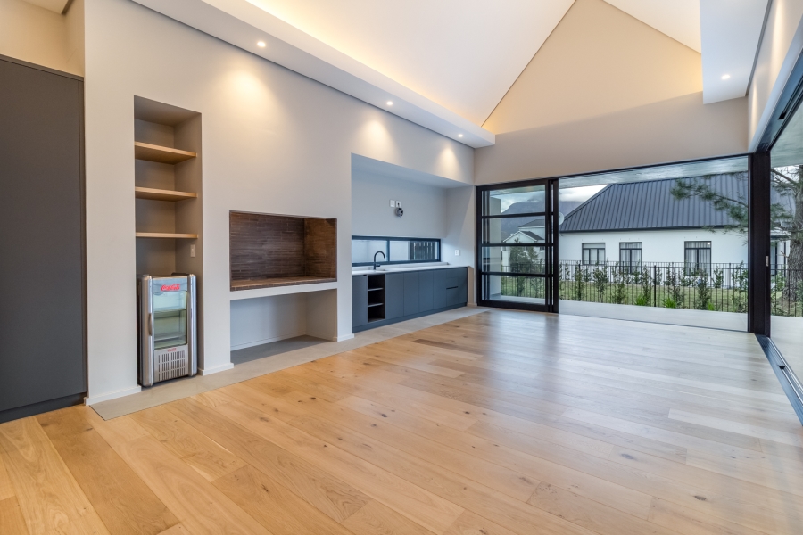 4 Bedroom Property for Sale in Pearl Valley at Val de Vie Western Cape